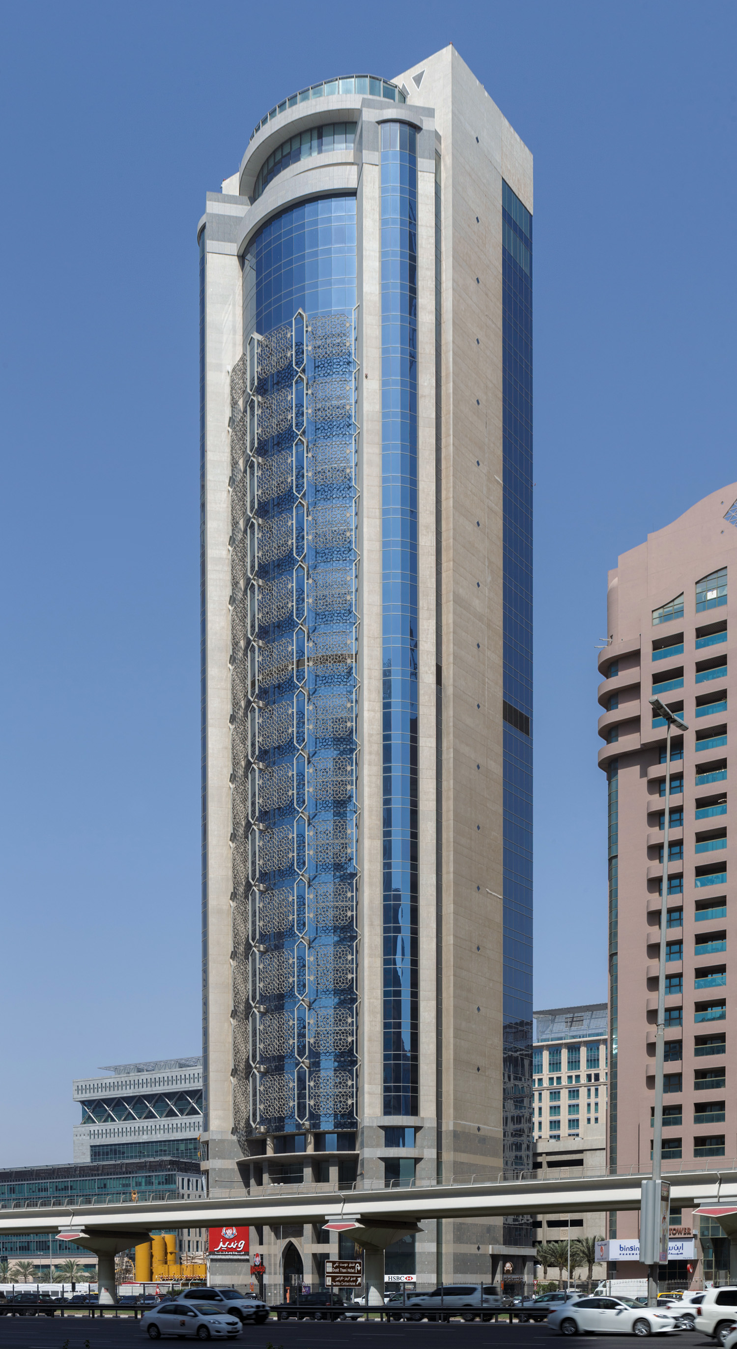 Al Saqr Business Tower, Dubai - View across Sheikh Zayed Road. © Mathias Beinling